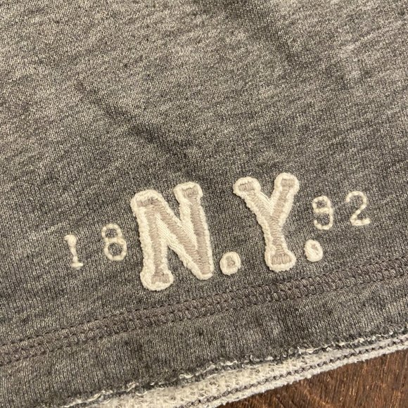 Abercrombie + Fitch Sweat Shorts - Small - Picture 4 of 8